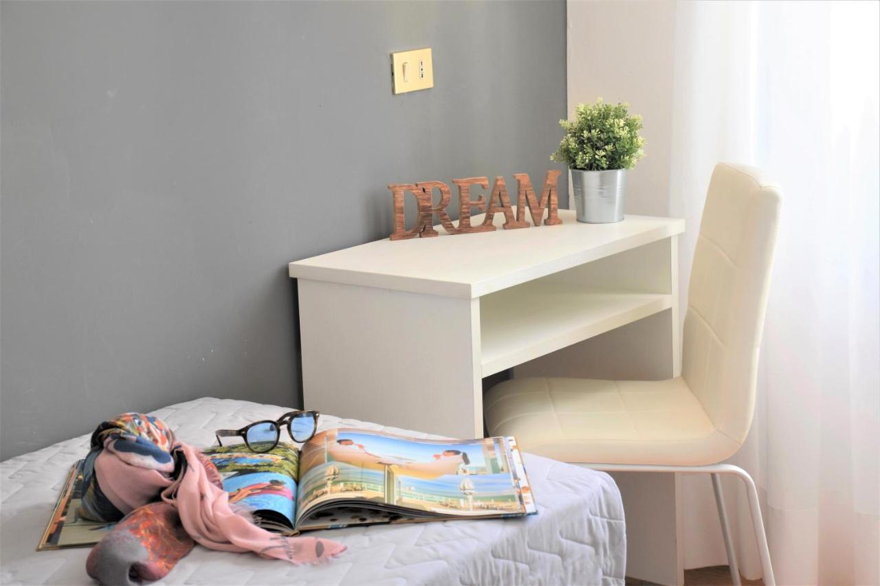 Hotel Delaville Frontemare Lido di Jesolo Ngoại thất bức ảnh
