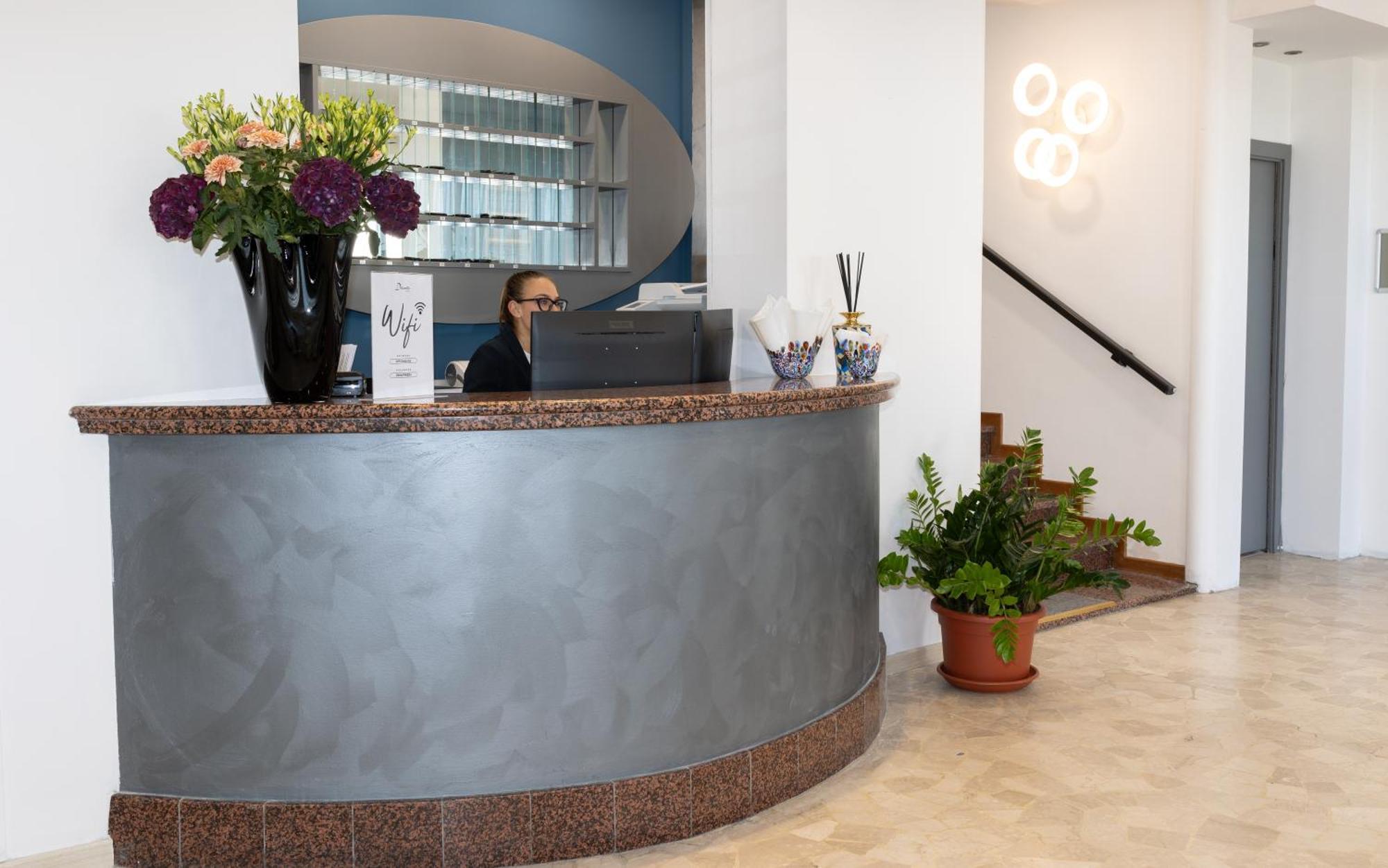Hotel Delaville Frontemare Lido di Jesolo Ngoại thất bức ảnh